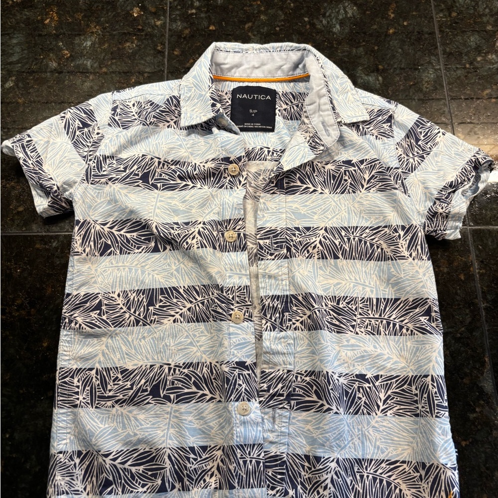 Nautica Blue and White Casual Button Down Shirt NWOT!